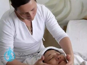 Как действует омолаживающий массаж лица